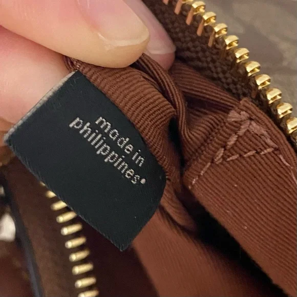 $328 Coach Jes Baguette Signature Canvas Radial Rainbow Leather Crossbody C6817 - Picture 16 of 16